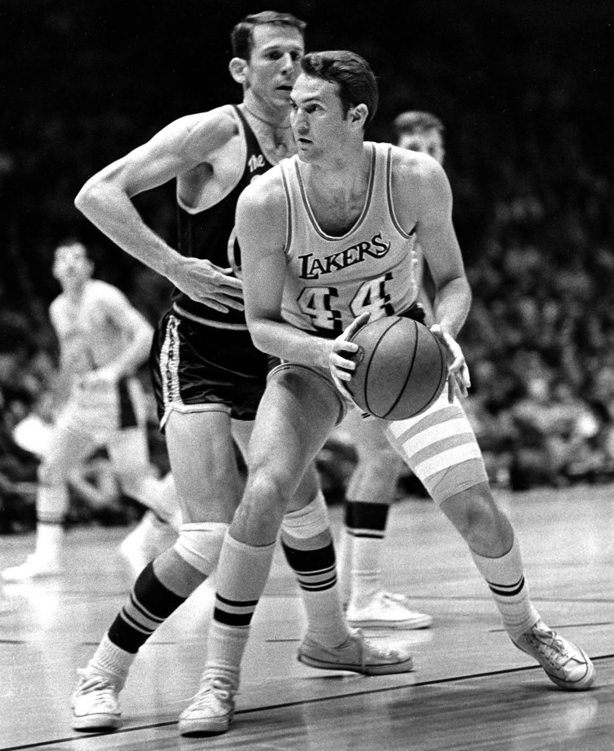 Jerry West, legenda NBA, imagini din carieră