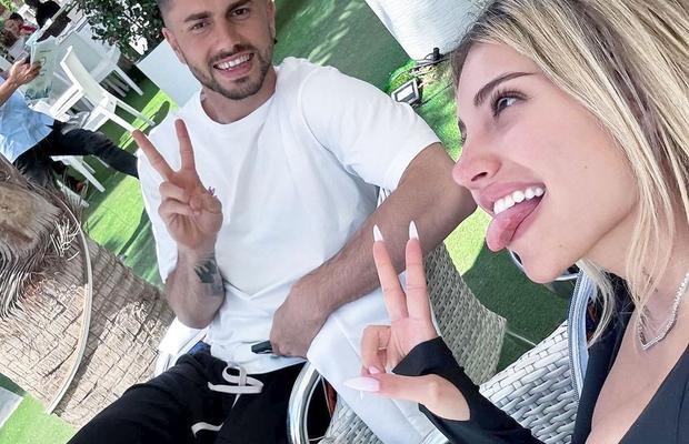 „Te ridică sau te bagă în pământ” » Horațiu Moldovan a povestit cum a cucerit-o pe Aza Gabriela: „Prima noastră întâlnire a fost la asigurări”