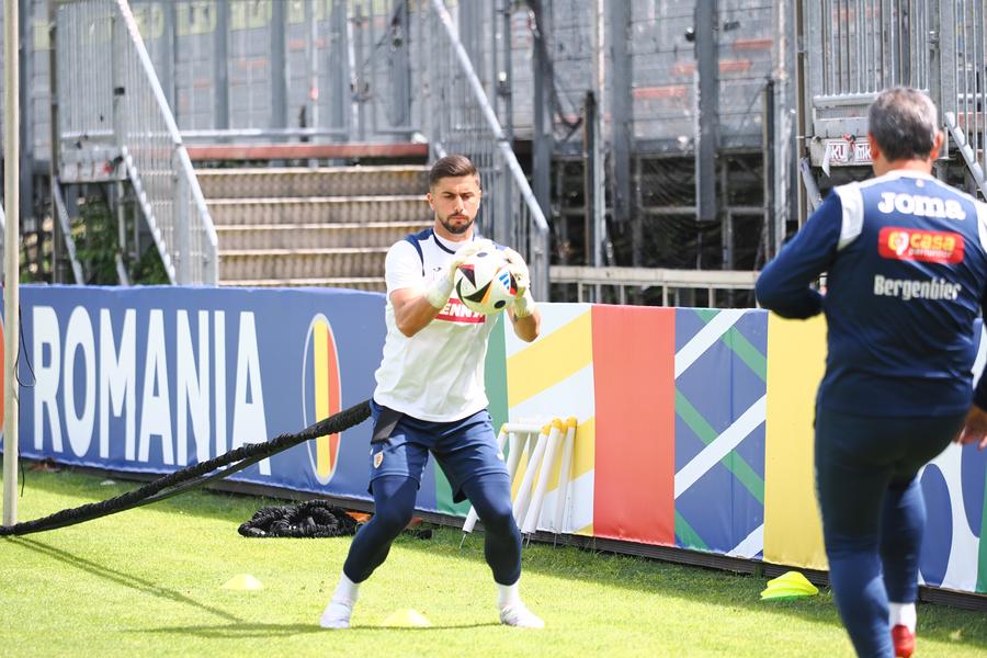 Horațiu Moldovan, la antrenamentele echipei naționale // FOTO: Ionuț Iordache (GSP) Se schimbă liniile la echipa națională? 5 modificări anticipate încă din toamnă, cu Mondialul la orizont