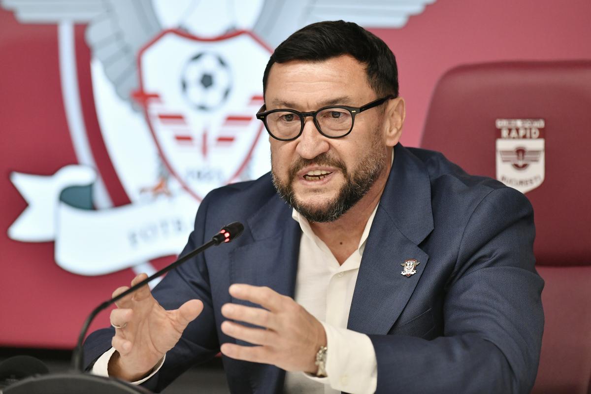 Viorel Moldovan, prezentat la Rapid în compania lui Dan Șucu