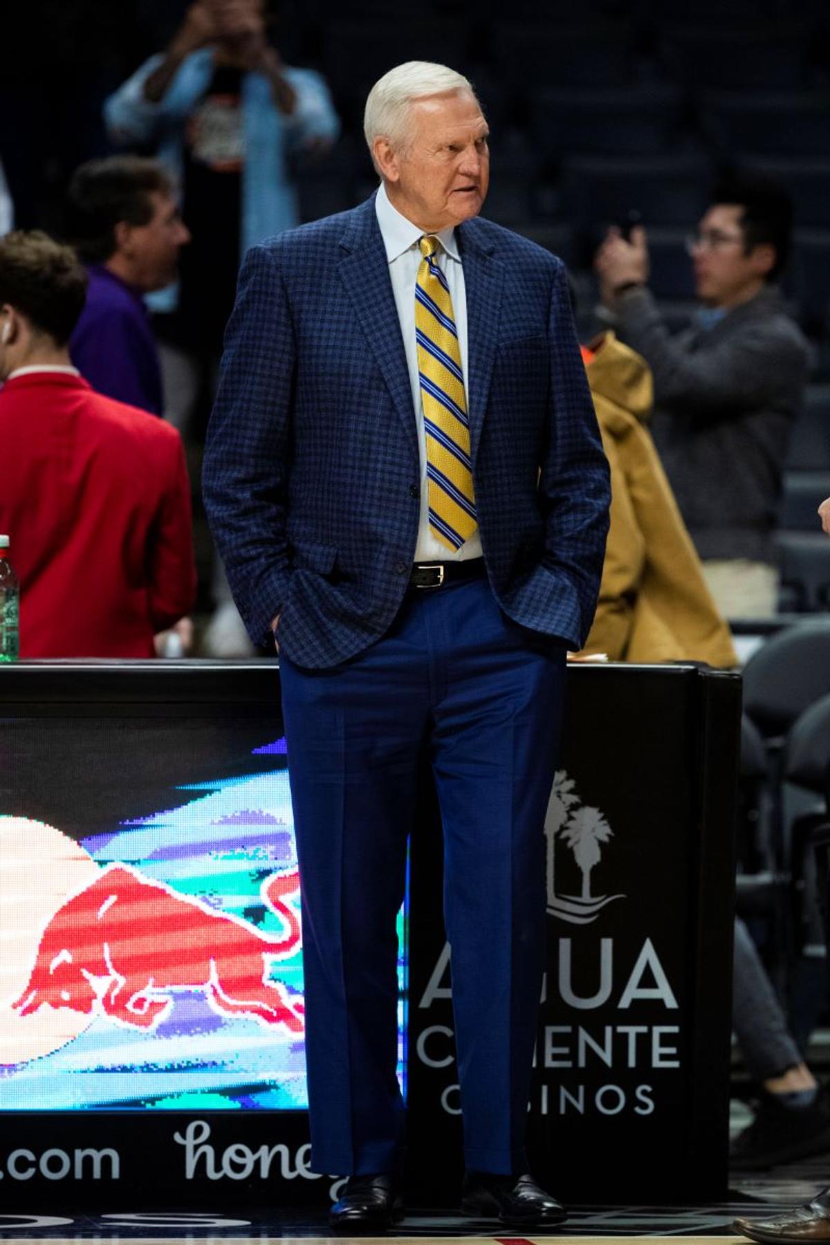 Jerry West, legenda NBA, imagini din carieră