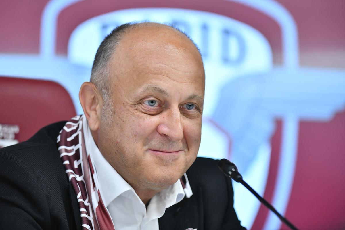 Viorel Moldovan, prezentat la Rapid în compania lui Dan Șucu