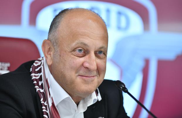 Își pierde Dan Șucu răbdarea la Rapid? Patronul a răspuns printr-o poveste cu tâlc: „Poate e o coincidență”
