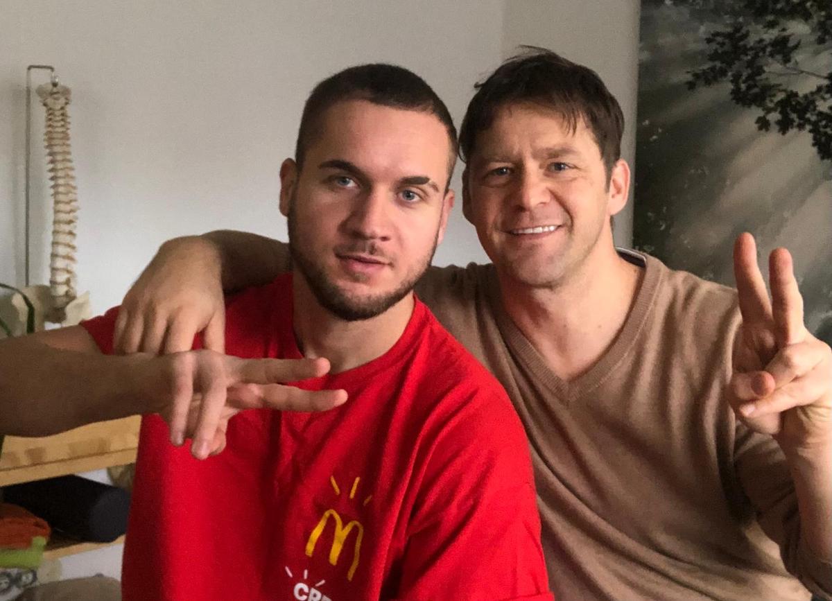 Timișoreanul care repară fotbaliști! Osteopatul care a lucrat în Bundesliga, care l-a vindecat și pe Havertz, și pe alți mulți fotbaliști români