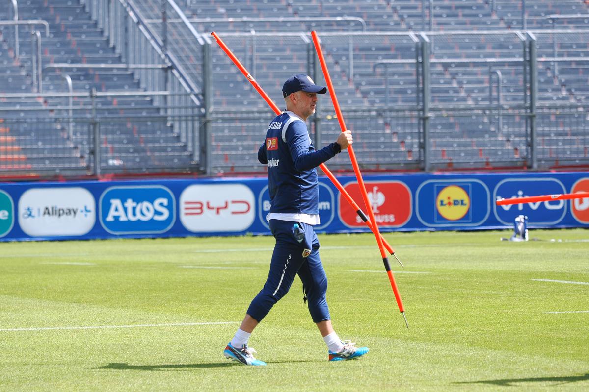 Edward Iordănescu la antrenamentul din 12 iunie al echipei naționale de la Würzburg