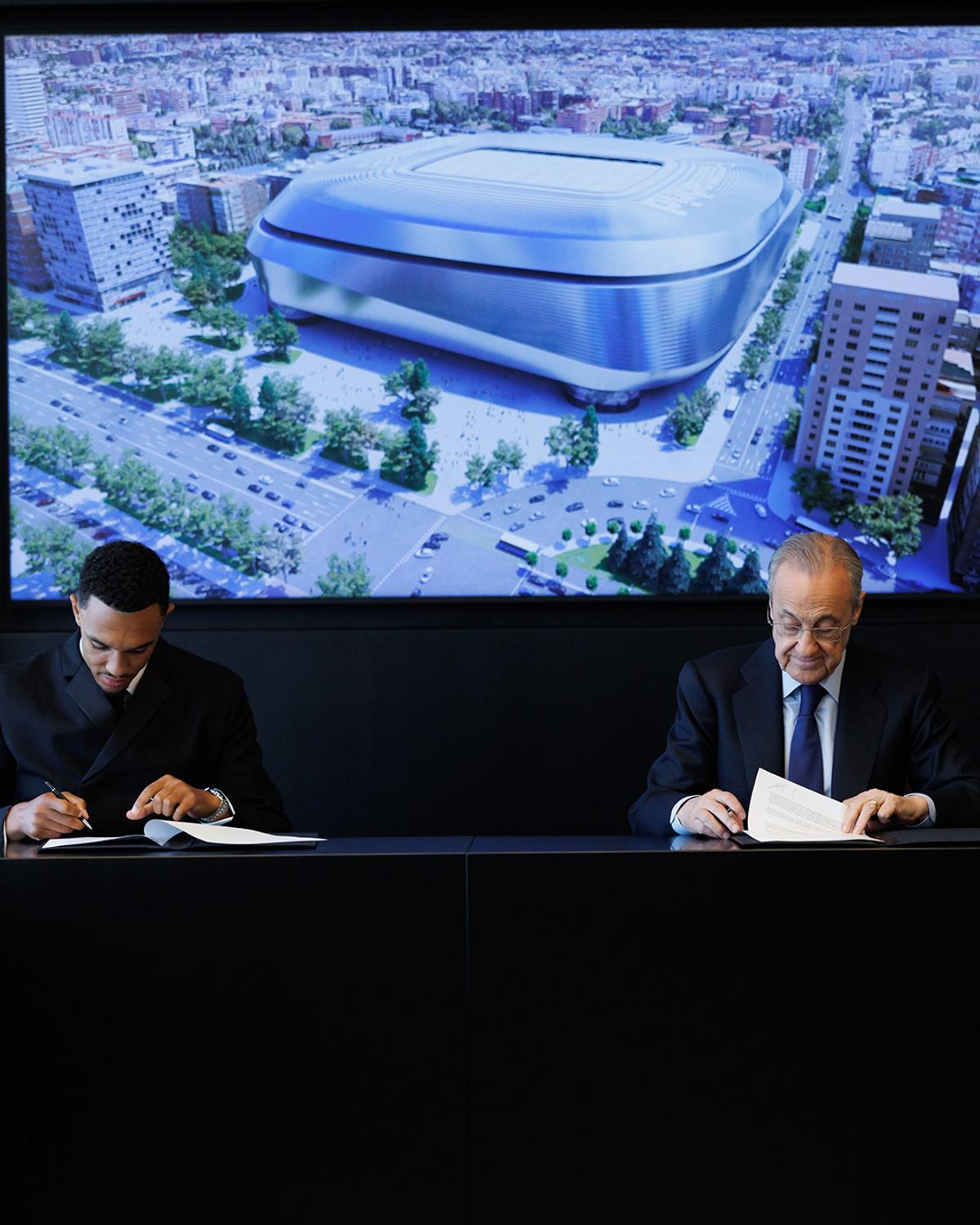 Starul dorit de Real Madrid a trecut peste despărțire! A lăsat-o pe fata lui Jude Law, iar noua iubită a fost răsfățată cu o vacanță de lux