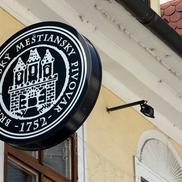 Am mers la cea mai veche și renumită berărie din Bratislava, Bratislavský Meštiansky Pivovar. Foto: Andrei Crăițoiu (GSP.RO)