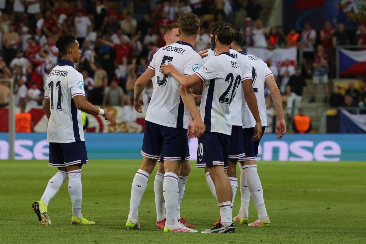Anglia, victorie de control în partida de debut de la Euro U21: cehii au luptat, însă „The Three Lions” vor să-și păstreze trofeul