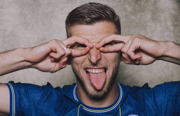 Golgheterul Superligii poate debuta diseară la Mondial » Bergodi îi transmite un mesaj de la Roma: „Echipa surprizelor!”