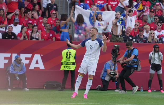 Jovo Lukic i-a dat pe spate pe experții englezi: „Ce moment pentru a marca primul tău gol internațional”