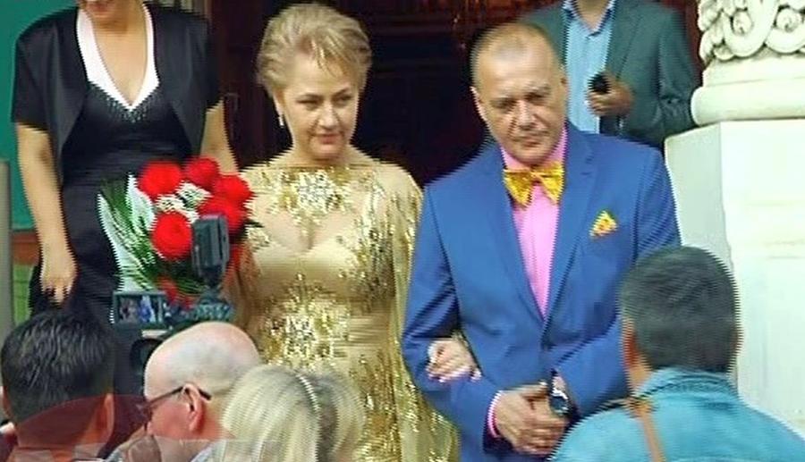 Marcel Pușcaș și Elena Burlan-Pușcaș s-au căsătorit în 2014 // Foto: captură Kanal D Lovitură pentru un conducător din fotbalul românesc! Soția sa, condamnată la închisoare cu executare