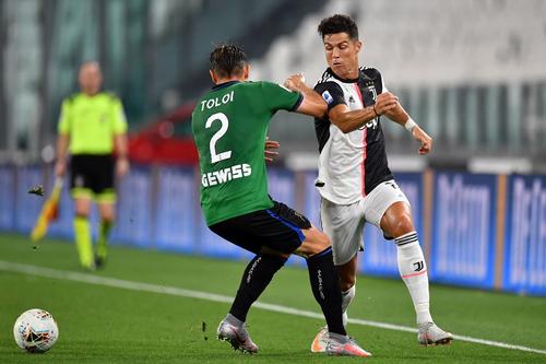 Cristiano Ronaldo a reușit o „dublă” în Juventus - Atalanta 2-2 // foto: Guliver/gettyimages