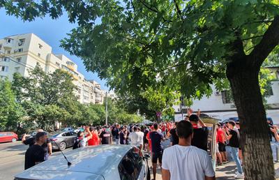 DINAMO - POLI IAȘI. VIDEO + FOTO Fanii lui Dinamo fac totul pentru victoria în fața lui Rednic! Ce se întâmplă la Săftica
