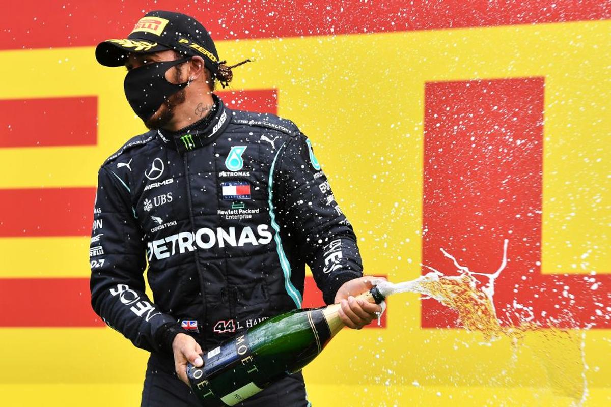 FOTO » MP al Stiriei (Austria): Hamilton, victorie fără emoții, după ce piloții Ferrari s-au sabotat la start! Cum arată podiumul