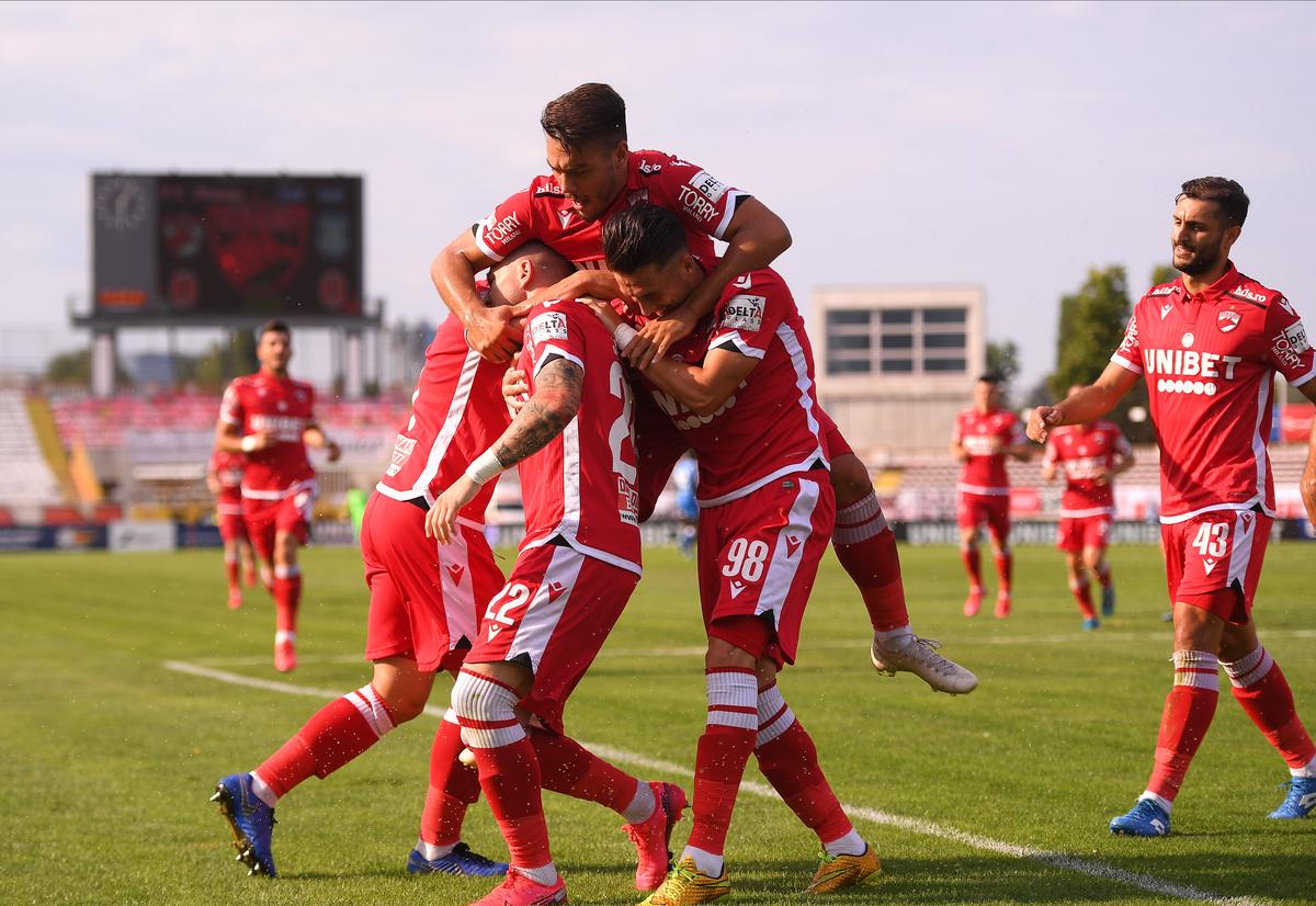 DINAMO. Altă problemă la Dinamo: Gigi Mulțescu vrea să-și dea demisia! Următoarele ore sunt decisive