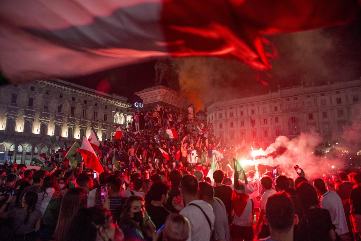 Cea mai nebună bucurie! Ce a făcut De Rossi în vestiar după ce Italia a câștigat EURO