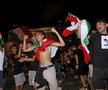 Fani italieni sărbătorind câștigarea EURO 2020