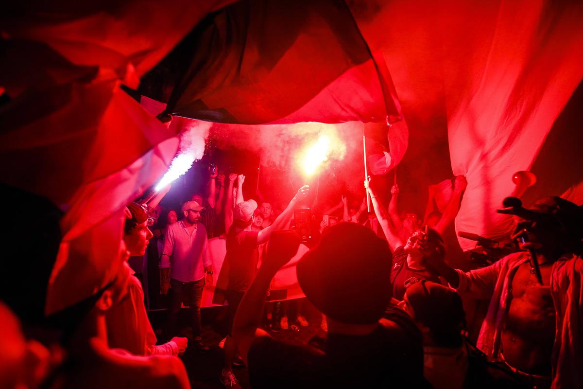 Fani italieni sărbătorind câștigarea EURO 2020