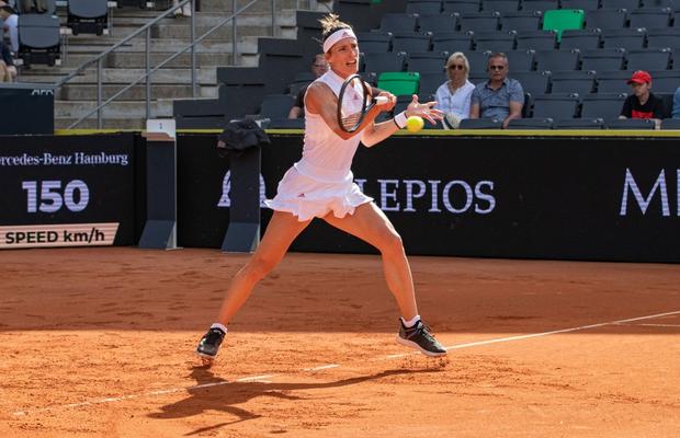 Andrea Petkovic, învinsa Gabrielei Ruse din finala de la Hamburg, și-a pus experiențele din lumea tenisului într-o carte: „Pe teren mă simt în aceeași măsură părăsită şi puternică!”