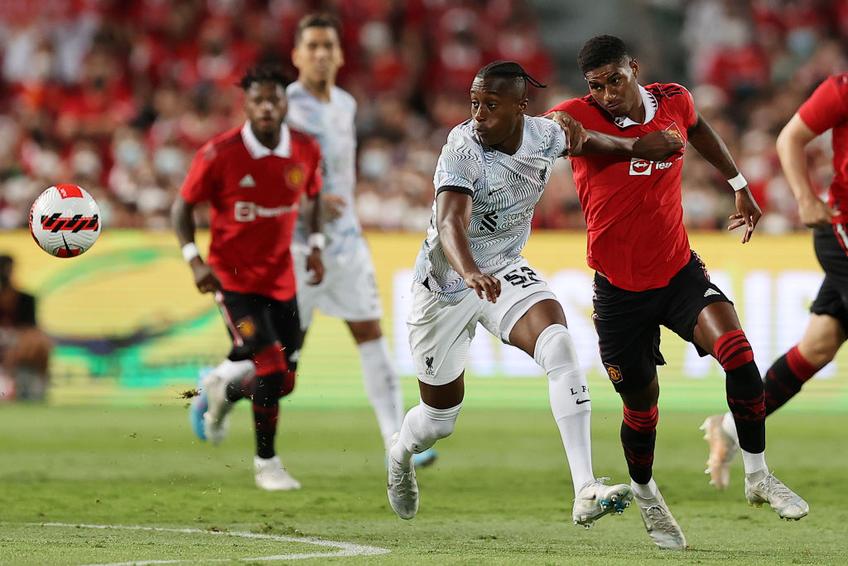 Jurgen Klopp (55 de ani) a schimbat 10 fotbaliști în minutul 32 al meciului amical cu Manchester United, imediat după reușita de 2-0 a „diavolilor roșii”.