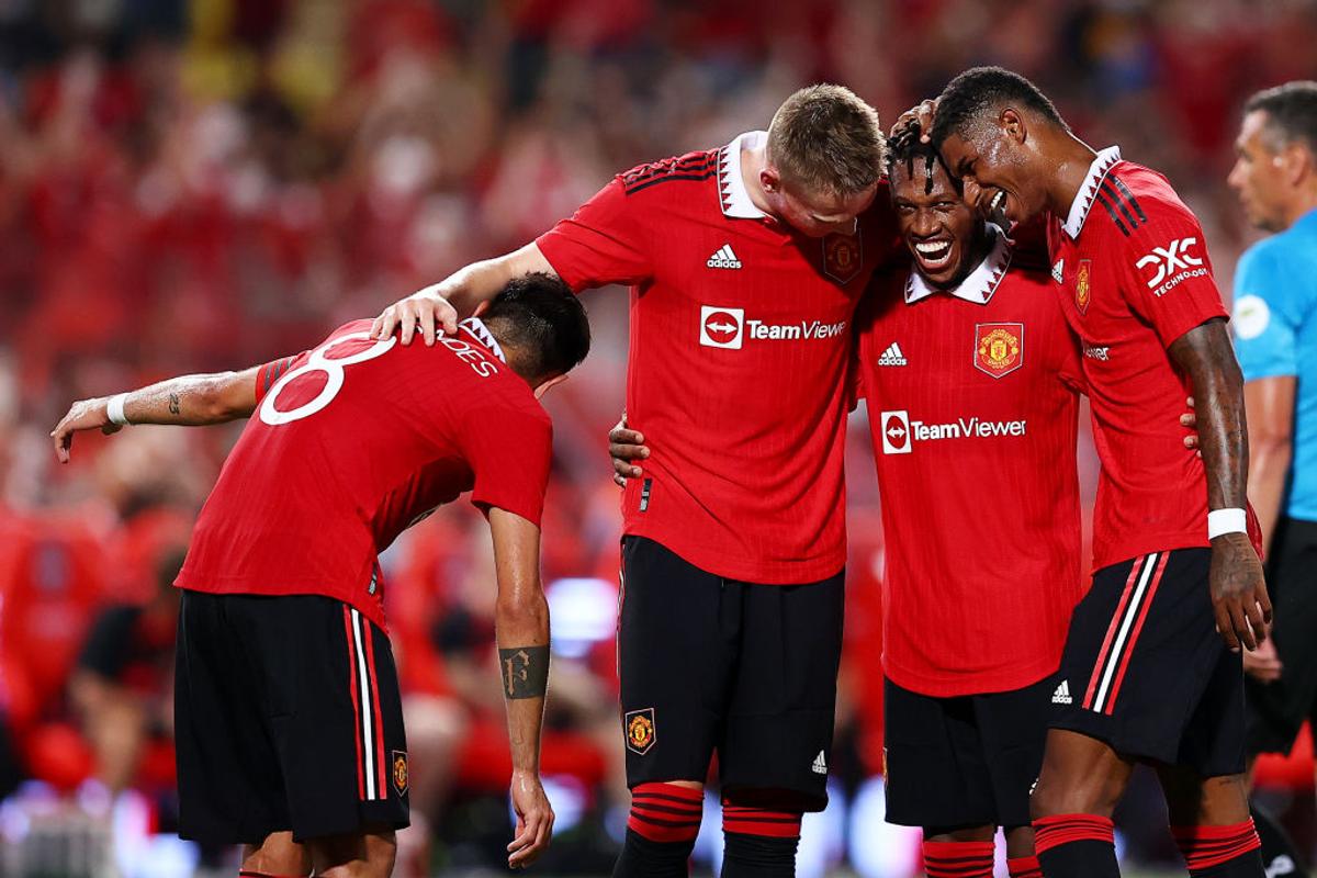 Klopp n-a suportat umilința din amicalul cu United și a schimbat toată echipa în minutul 32 » Era meciul în care prezentau echipamentul „hipnotizant”