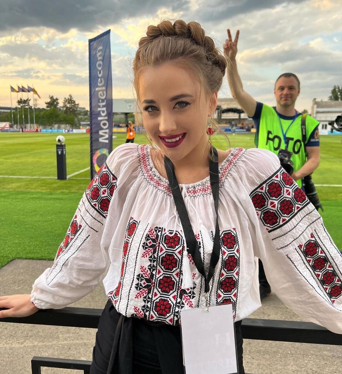 După Neversea, celebra jurnalistă din Moldova s-a acreditat la Farul - Sheriff