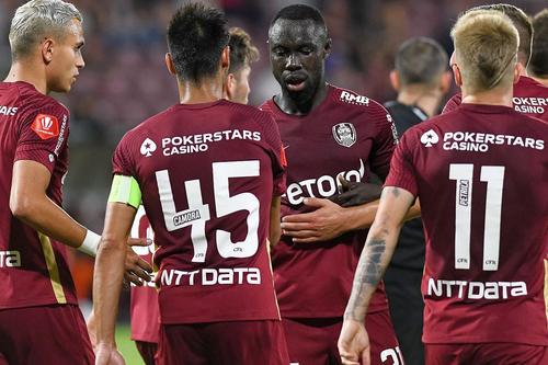 Nana Boateng, felicitat de Camora după un succes al „feroviarilor” / Sursă foto: Imago Images
