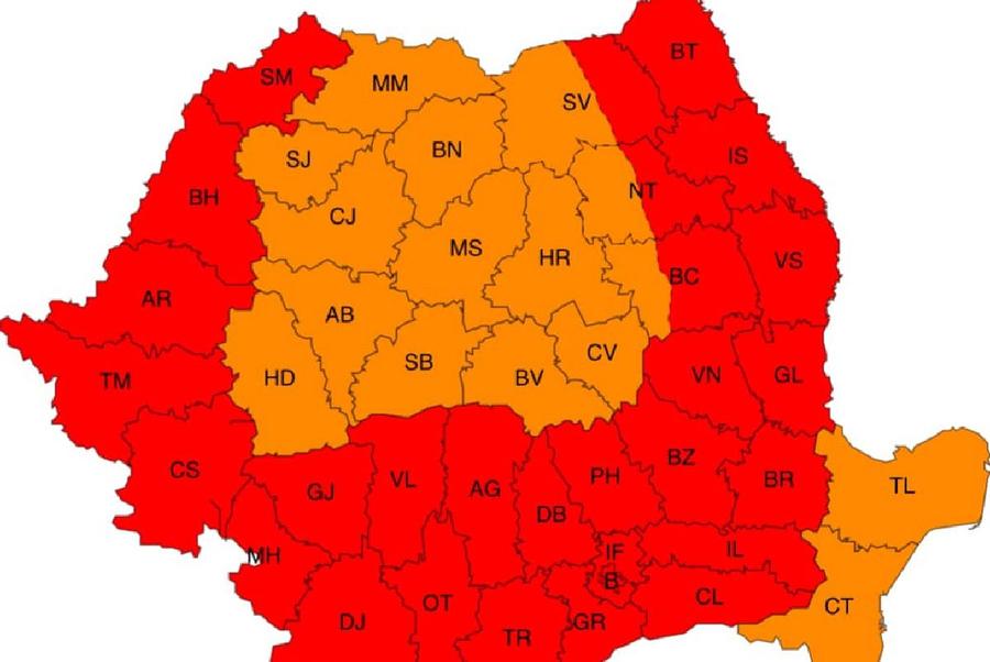 Codurile roșu și portocaliu de caniculă sunt valabile pentru zilele de 13 și 14 iulie. Foto: meteoromania Ce nu ar trebui să consume fotbaliștii din Superliga pe cod roșu de caniculă? » Un specialist în medicină sportivă trage semnalul de alarmă