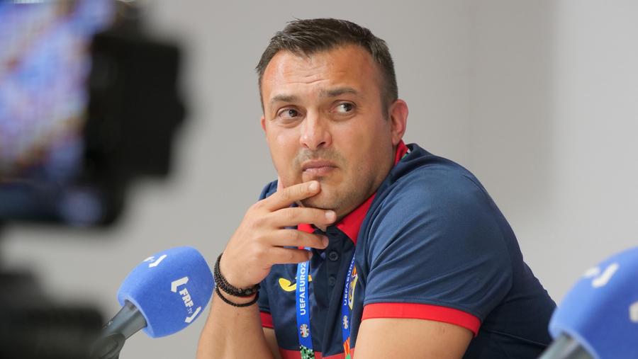 Cătălin Popescu, managerul departamentului de comunicare al FRF Cum s-a născut ideea mesajului lăsat în vestiarul României care a surprins toată Europa? „Acesta este de fapt marele câștig după acest Euro”