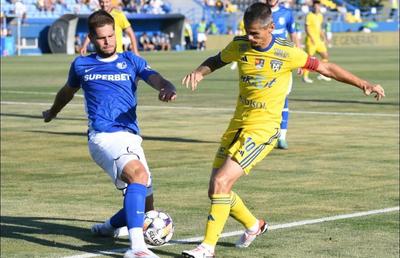 Primul meci, prima surpriză în Superligă! Farul, învinsă chiar de fostul elev al „Regelui” Hagi » Moment istoric pentru Slobozia