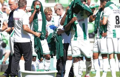 Ce nu ar trebui să consume fotbaliștii din Superliga pe cod roșu de caniculă? » Un specialist în medicină sportivă trage semnalul de alarmă