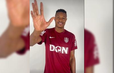 „Knock, knock” » CFR Cluj și-a prezentat noul atacant: „Dragi fani, am sosit!”