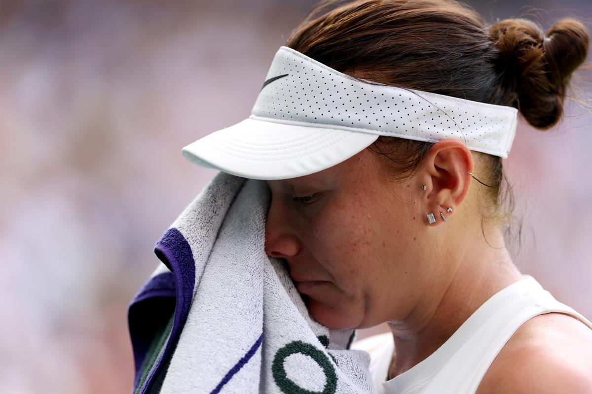 Devastată! Amanda Anisimova n-a putut vorbi din cauza lacrimilor, după finala pierdută cu un scor istoric la Wimbledon