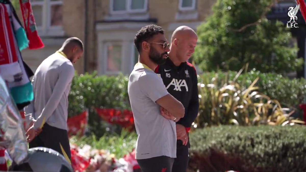 Jucătorii lui Liverpool i-au adus un omagiu lui Diogo Jota