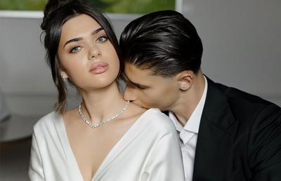 Talismanul secret al lui Alex Dobre! A stat lângă patronul Rapidului și a făcut show în lojă: „Mă motivează la fiecare meci”