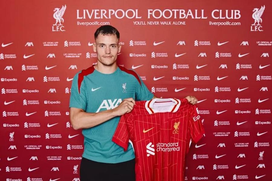 Florian Wirtz, noul jucător al lui Liverpool / Foto: GettyImages Paradoxul Bayern: are venituri de 1 miliard, dar trebuie să facă economii! » A micșorat în vară salariile cu 12%