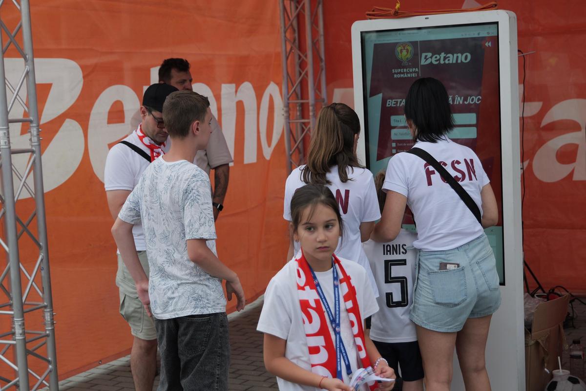 Noile reguli de joc care vor fi aplicate în premieră în fotbalul românesc, diseară, la Supercupa Craiova - U Cluj