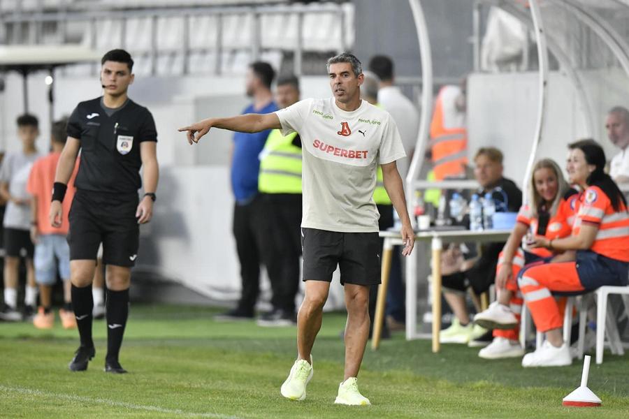 Nuno Campos o schimbă pe Dinamo » Primele indicii despre noul stil de joc, după amicalul cu Farul