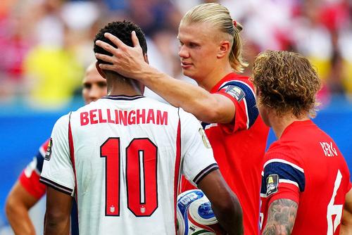 Erling Haaland, alături de Jude Bellingham la Norvegia - Anglia / foto: Imago Images
