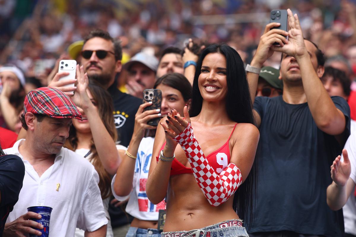 Asaltată de fotbaliști » Ce mesaje ar fi primit Ivana Knoll de la adversarii Croației, chiar înaintea meciurilor din Qatar