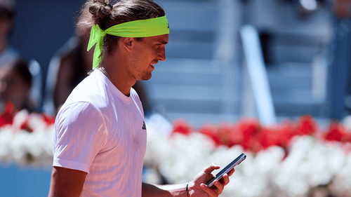 Alexander Zverev are voie să folosească telefonul în timpul meciurilor