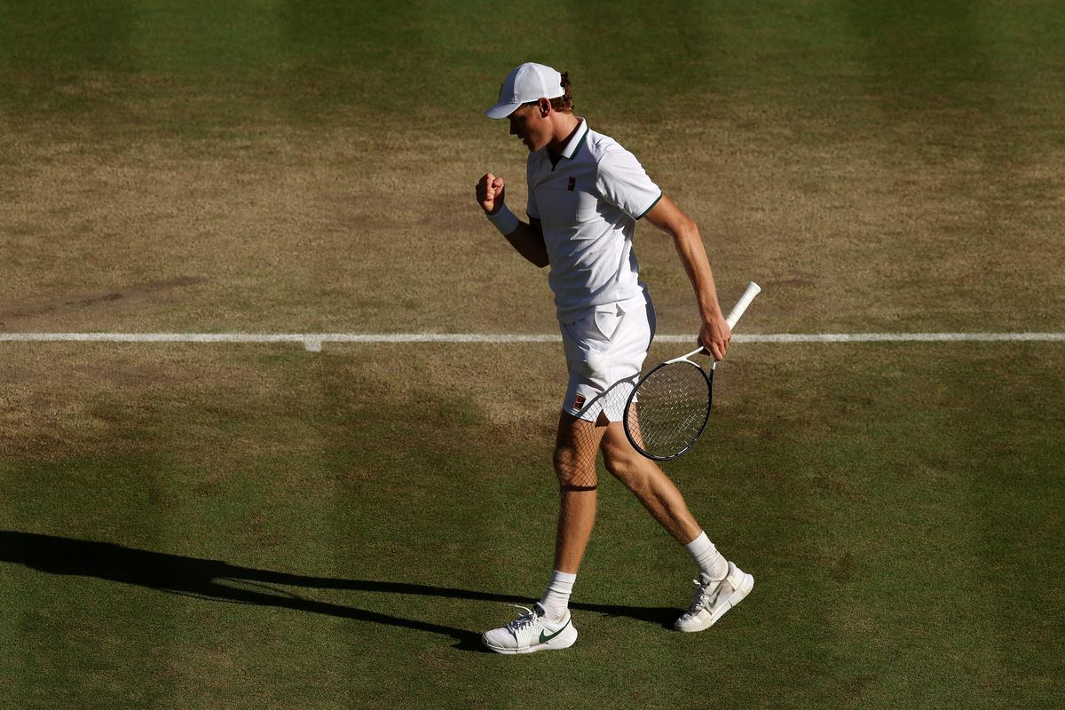 Imperial! Sinner revine și câștigă marea finală cu Zverev la Wimbledon, după 3 ore și 46 de minute de tenis acidulat