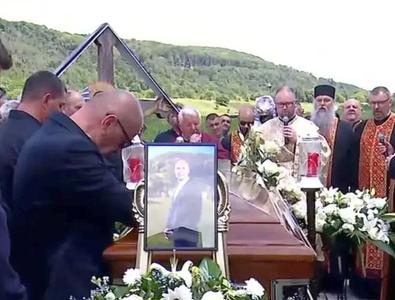 Triplul campion al României, Gabi Mureșan, înmormântat în satul natal » Sute de oameni au venit să-și ia adio de la fostul fotbalist