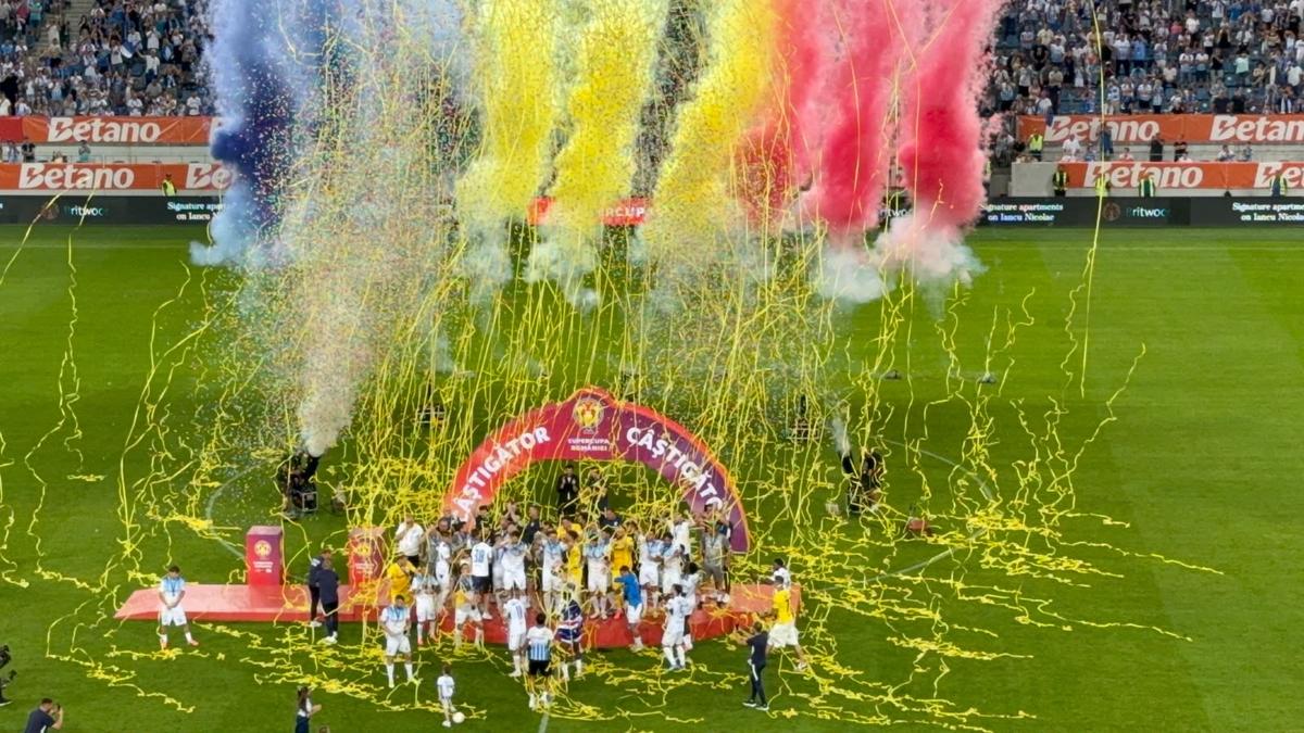 Imagini la finalul meciului Universitatea Craiova - U Cluj, Supercupa României