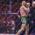 McGregor s-a accidentat la revenire și a fost învins de Max Holloway/ Foto: Imago