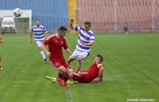 Dedicaţie pentru fostul preşedinte » Adrian Ungureanu s-a întors cu gol pe gazon