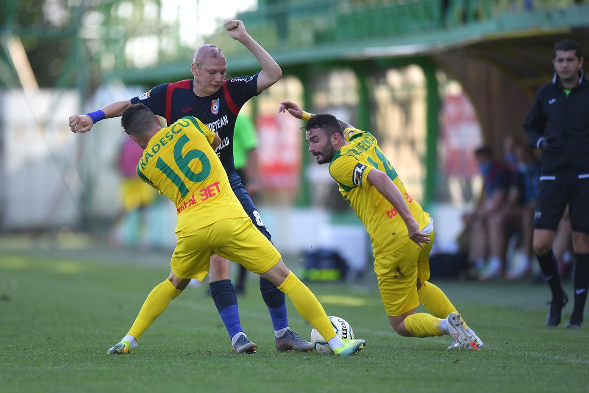MIOVENI - CHINDIA 1-1 (1-3 la general). Unde vrea să antreneze Claudiu Niculescu după ratarea promovării: „Mâine vom purta o discuție”