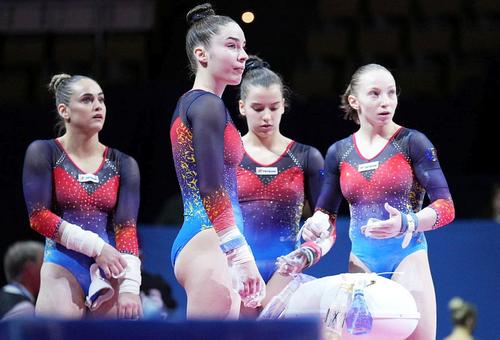 Echipa României // foto: Facebook @ Federația Română de Gimnastică