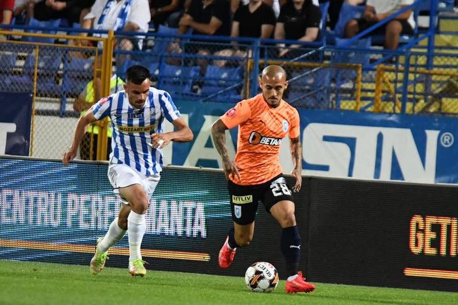 Mitriță se distrează în Superliga „Ca Hagi, Maradona” » Răducioiu, impresionat de senzația Superligii: „Fantastic jucător!”