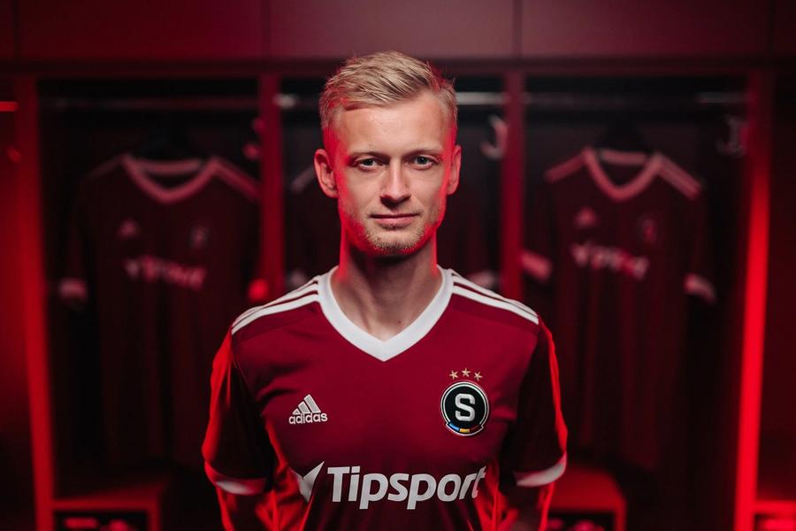 Jaroslav Zeleny evoluează din 2022 pentru Sparta Praga. În trecut, a îmbrăcat tricoul rivalei Slavia „Te așteptai la iad?” » Ce a descoperit la București veteranul Spartei Praga: „Simțim presiunea. Există un singur avantaj”
